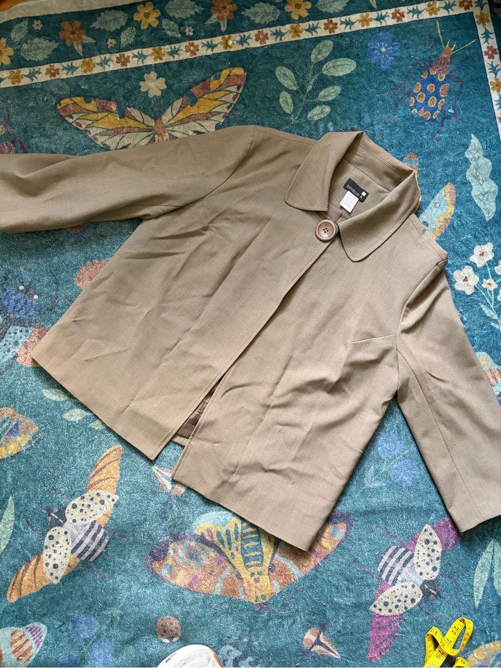 Women's Tailored Light Brown Single-Button Collar Jacket